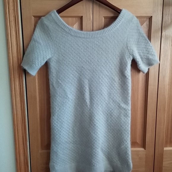 Marc By Marc Jacobs  Creamy / sliver wool blend short sleeve sweater  Sz XS - Picture 2 of 10